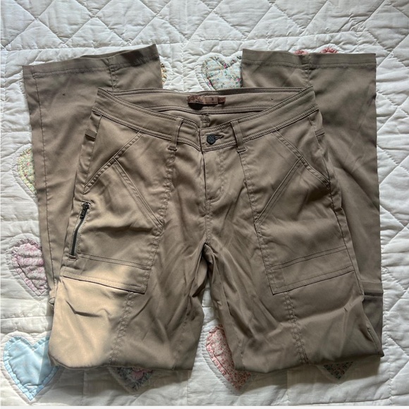 Prana Women Convertible Outdoors Khaki Hiking Pants size 8, 9” rise gorpcore - Picture 3 of 11